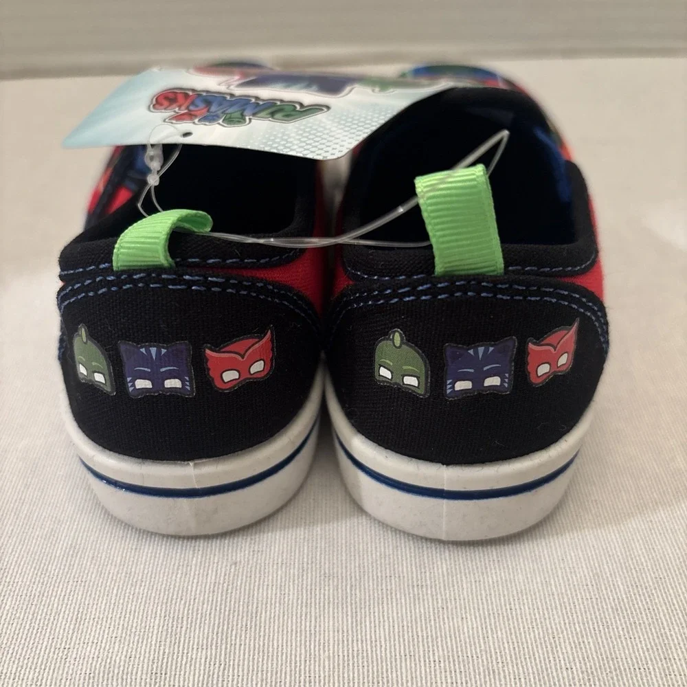 NWT PJ Masks Toddler Slip On Shoes Canvas Size 7 Boys Girl